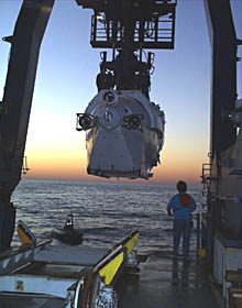 Alvin is launched just as the sun began to rise. We needed an early start so that we could get to Manzanillo on time. 