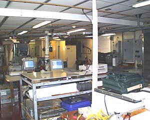 The main lab is much more tidy and organized after all the equipment has been set up. 