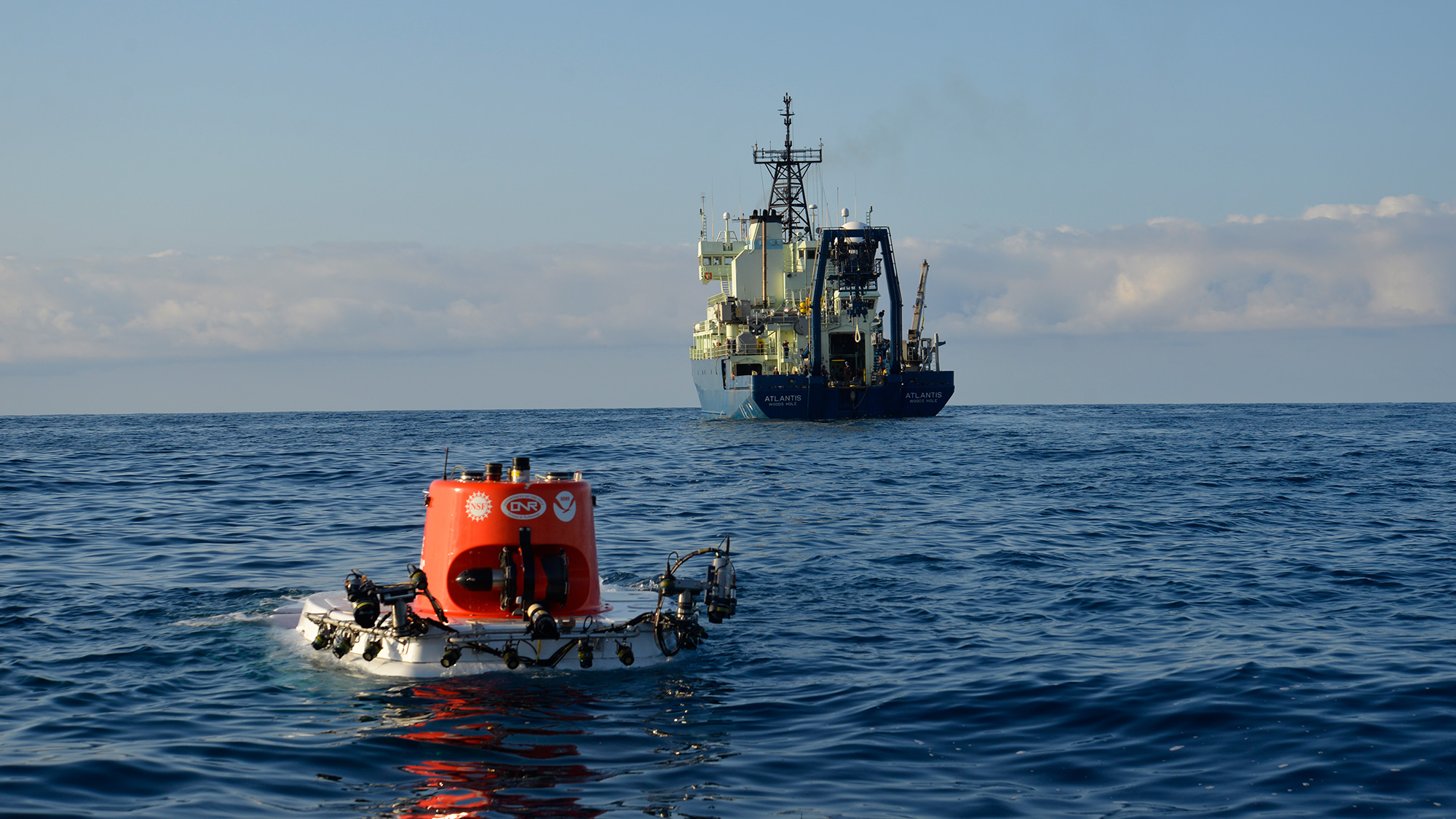 HOV Alvin and R/V Atlantis